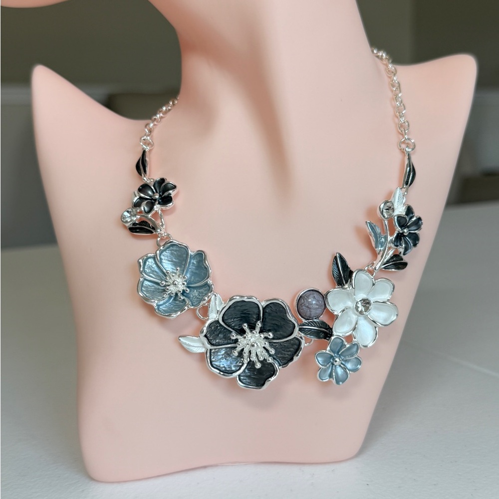 Floral Statement Necklace in Black, Silver & White